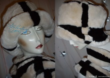 chapeau toque excentrique, L, blanc crème et noir fausse-fourrrure, élégance hiver 2012