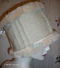 "peace and love" winter hat, XL, white-cream wool, sand-white faux-fur, party, night