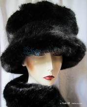 Winterhut, Die Frau im schwarz, Winter Kopfbedeckung