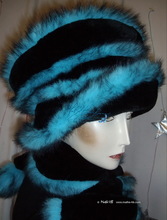 chapeau-rétro-futuriste-hiver noir-spirale-turquoise