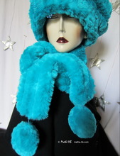 scarve, 2 PomPom, turquoise faux-fur, winter scarve
